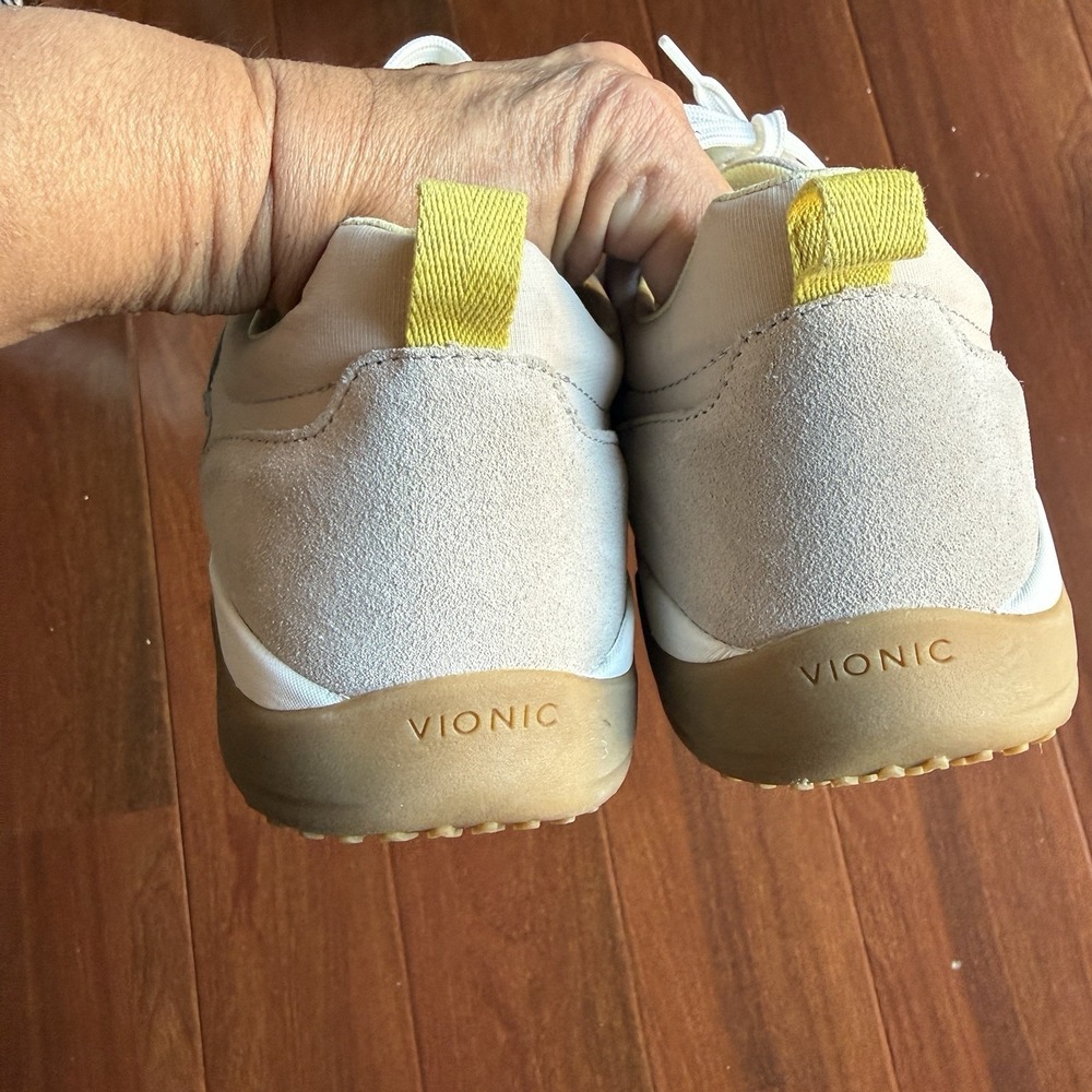 Vionic Mens Walk Slim Glide Sneaker - Size 13 Light Beige NEW w/out Box - Picture 9 of 12